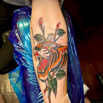 Franklins Tattoo and Supply - Tattoo Near Me - Flint, Texas Franklins Tattoo and Supply - Tattoo Near Me - Flint, Texas