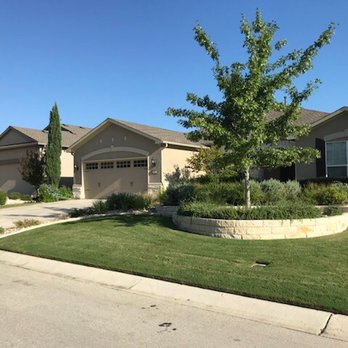 Round Rock Lawn Pros - front of home - Lawn Services Near Me - Round Rock, Texas Round Rock Lawn Pros - front of home - Lawn Services Near Me - Round Rock, Texas