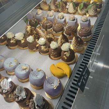 Crumbles Patisserie - Desserts Near Me - Glendale, California