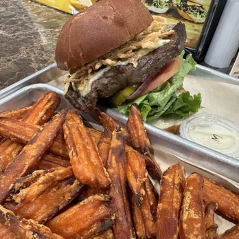 Billy Roys Burger - An ok steak burger - Burgers Near Me - Fremont, California
