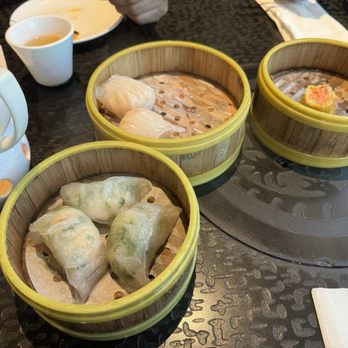 Dragon Beaux - Shrimp and pea shoot dumpling - Dim Sum Near Me - San Francisco, California