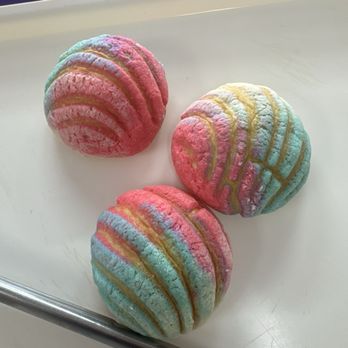 Alebrijes Bakery - Lemon - Mini Conchas - Bakeries Near Me - Rancho Cucamonga, California