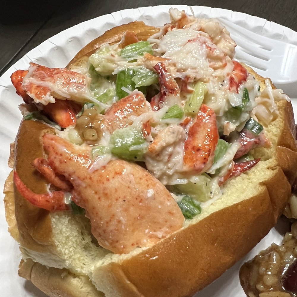 Don's Dock Seafood - Lobster roll - Seafood Markets Near Me - Des Plaines, Illinois Don's Dock Seafood - Lobster roll - Seafood Markets Near Me - Des Plaines, Illinois