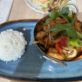 UThai Bistro - Tofu with Ginger Sauce - Thai Near Me - Woodbury, New York UThai Bistro - Tofu with Ginger Sauce - Thai Near Me - Woodbury, New York
