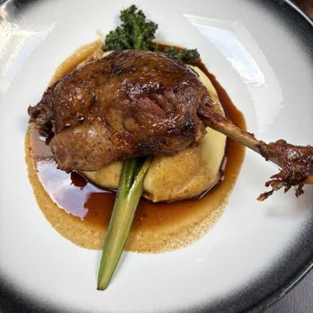 ēst Restaurant - French Near Me - Toronto, Ontario ēst Restaurant - French Near Me - Toronto, Ontario