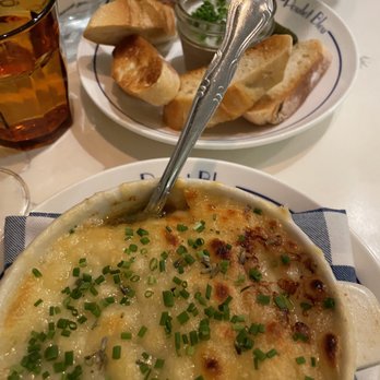 Poulet Bleu - french onion soup - French Near Me - Pittsburgh, Pennsylvania Poulet Bleu - french onion soup - French Near Me - Pittsburgh, Pennsylvania