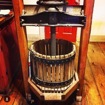White Mountain Cider - Vintage cider press - New American Near Me - Glen, New Hampshire White Mountain Cider - Vintage cider press - New American Near Me - Glen, New Hampshire
