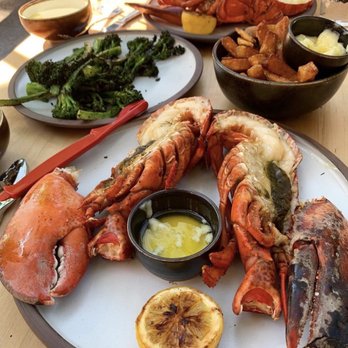 The Common Stove - Lobster - Seafood Near Me - Orillia, Ontario