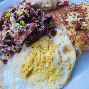 Kihei Caffe - Corned beef hash - Hawaiian Near Me - Kihei, Hawaii