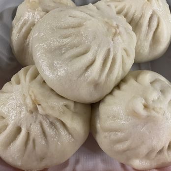 Yummy Bao - $7.99 for 5 pork buns. Really juicy buns. Affordable too. - Chinese Near Me - Richmond, British Columbia
