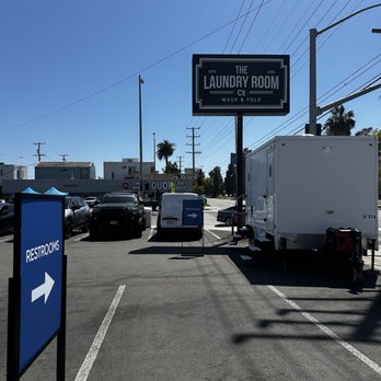 The Laundry Room - Laundromat Near Me - Culver City, California