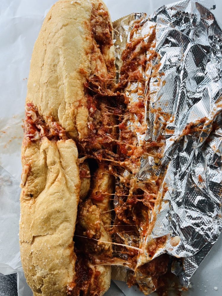 STRACCO’S SUBS & MORE - Updated February 2026 - 37 Photos & 94 Reviews ...