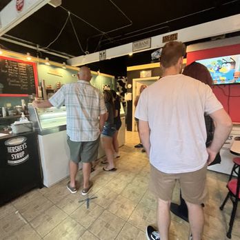 Muffins Ice Cream Shop - Ice Cream & Frozen Yogurt Near Me - Mebane, North Carolina