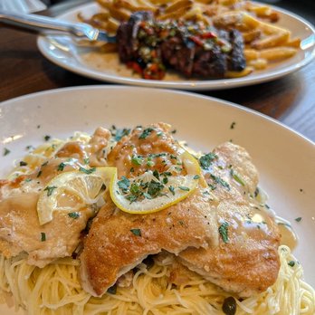 Burtons Grill & Bar - New American Near Me - Gaithersburg, Maryland
