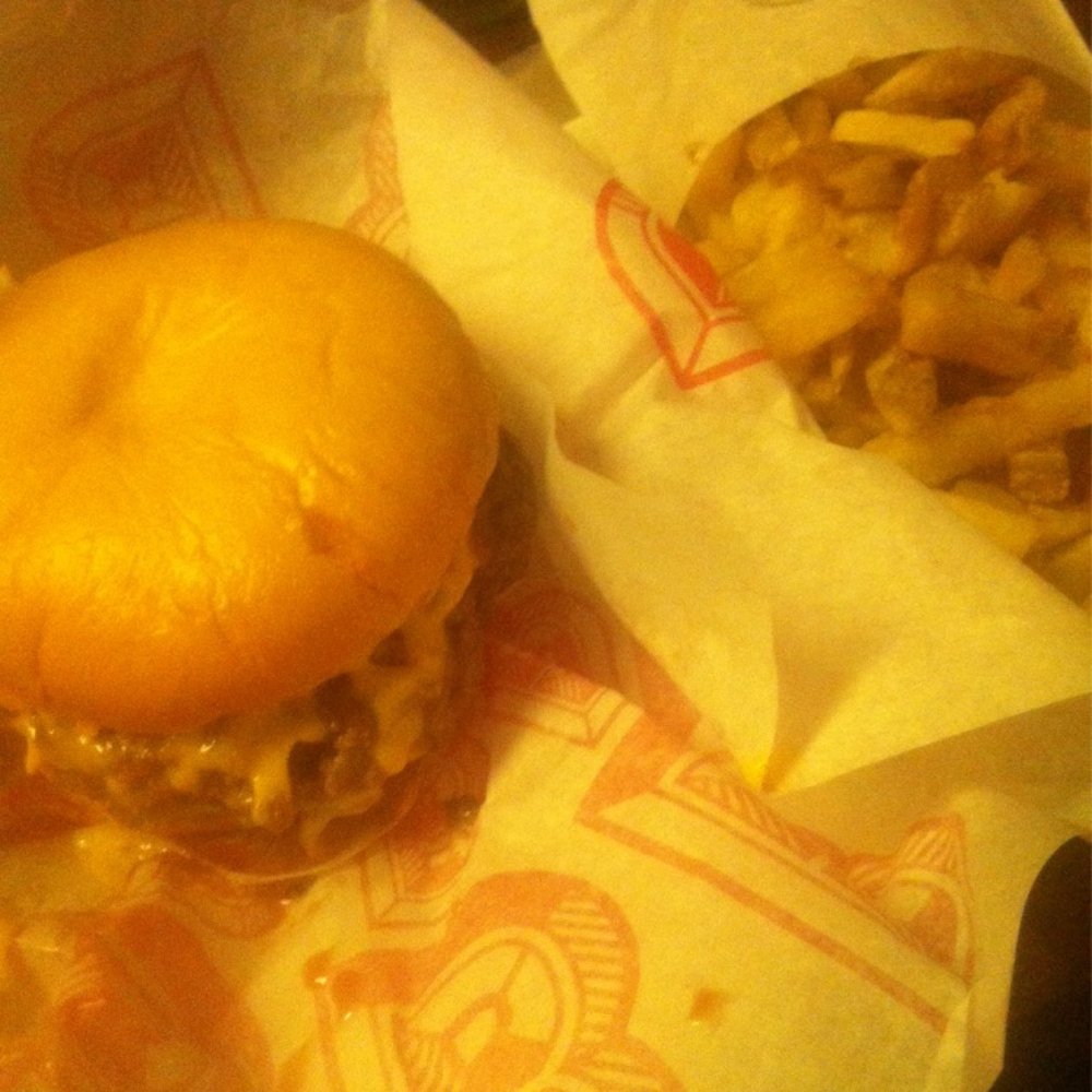 Bunsen - Yum - Burgers Near Me - Dublin, D