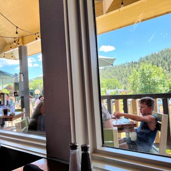 Claire's Restaurant and Bar - Patio! - New American Near Me - Estes Park, Colorado