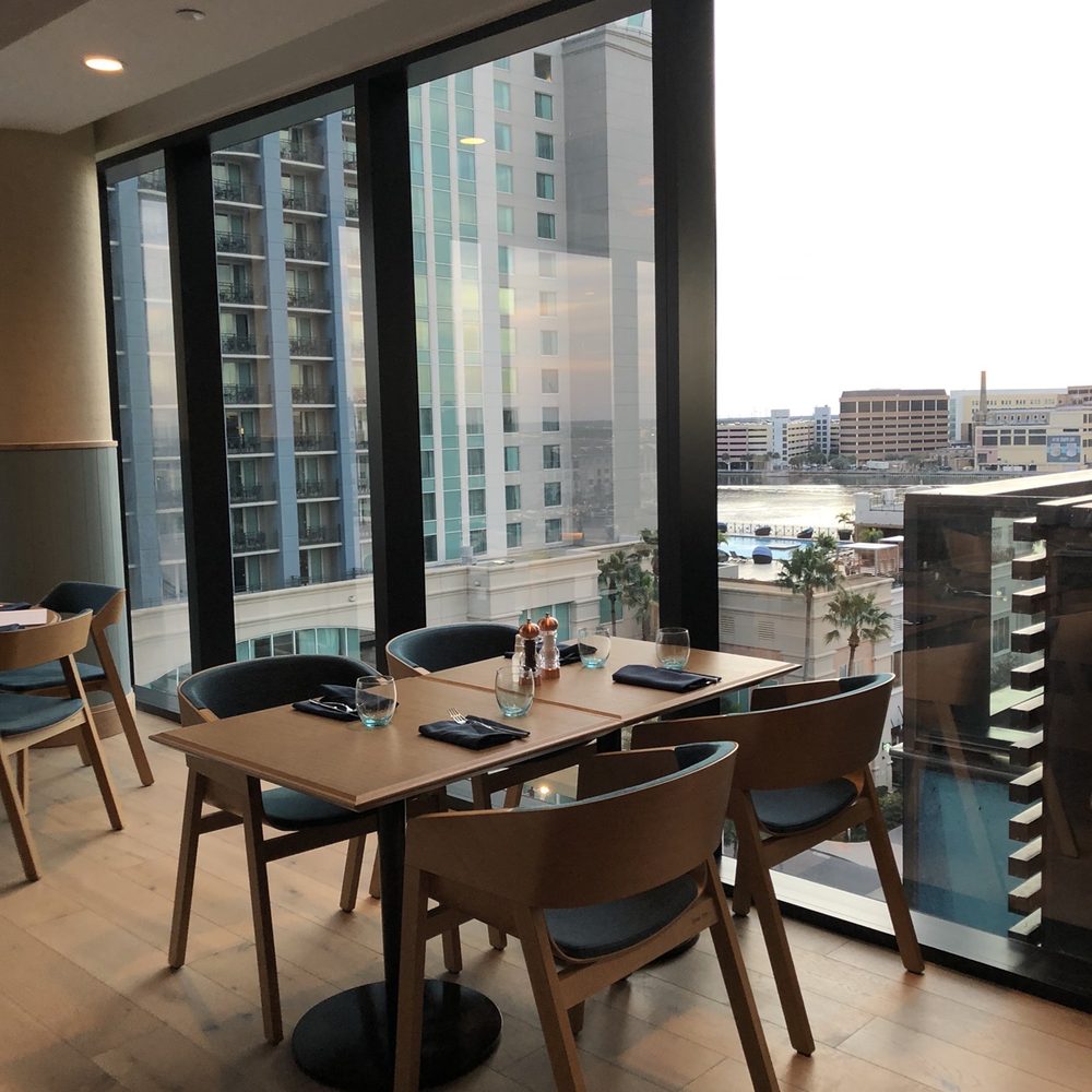 SiX Tampa - Cocktail Bars Near Me - Tampa, Florida SiX Tampa - Cocktail Bars Near Me - Tampa, Florida