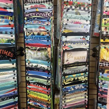 Ashley's Corner - Gift Shops Near Me - Mount Dora, Florida