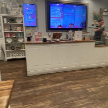 Crème & Chocolats - Desserts Near Me - Mesa, Arizona