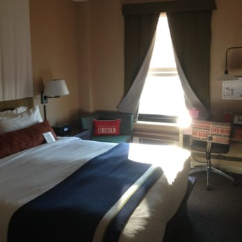 Hotel Lincoln - Hotels Near Me - Chicago, Illinois Hotel Lincoln - Hotels Near Me - Chicago, Illinois