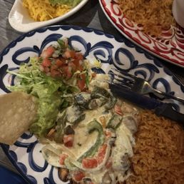 Pollo poblano