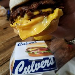Yuck! burnt burger and cheese isn't even melted!! Waited over 10 minutes for this...... :(