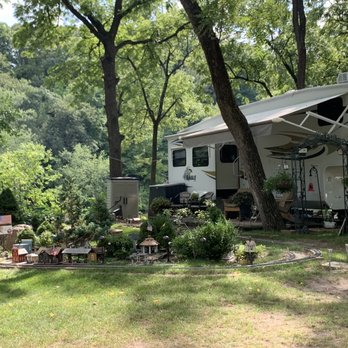 Blackhawk Valley Campground - Campgrounds Near Me - Rockford, Illinois