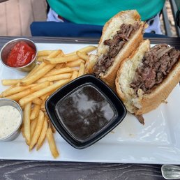 Prime rib sandwich