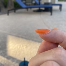 Nail Bar - Lifting