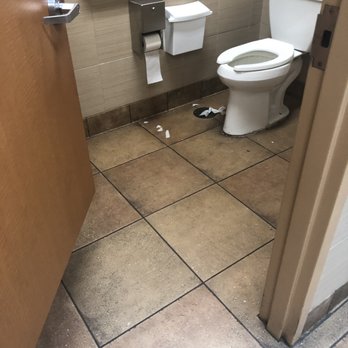 Taco Bell - Dirty floor. - Fast Food Near Me - Blythe, California
