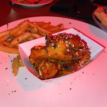Fabrika Fishtown - Chicken - Dinner Theater Near Me - Philadelphia, Pennsylvania