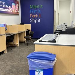 FedEx Office Print & Ship Center