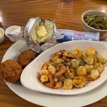 Sam's Crystal River Seafood - Grilled shrimp and scallops - Seafood Near Me - Macclenny, Florida Sam's Crystal River Seafood - Grilled shrimp and scallops - Seafood Near Me - Macclenny, Florida