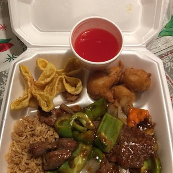 Tangs Restaurant - Pepper Steak combo #2 with crab rangoon, sweet sour chicken, fried rice and egg drop soup. - Chinese Near Me - Moore, Oklahoma