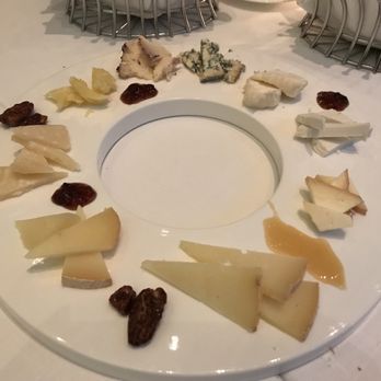 Tosca di Angelo - Excellent cheese plate - Italian Near Me - Kowloon, HK