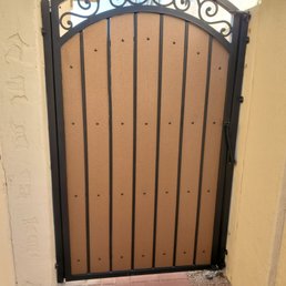 Closer view of the new gate Closer view of the new gate
