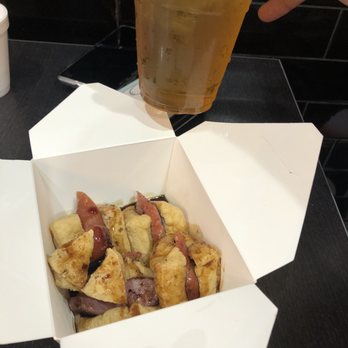 POT17 Hot Pot 壹柒火鍋公司 - Stinky tofu with sausage - Taiwanese Near Me - Frisco, Texas