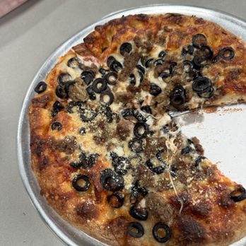 Warehouse Pizza - Pizza Near Me - La Verne, California Warehouse Pizza - Pizza Near Me - La Verne, California