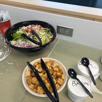 Fat Sully's Pizza - Salad and fixins - Pizza Near Me - Denver, Colorado