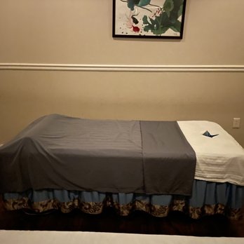 Wellness Spa - Massage bed - Massage Therapy Near Me - Galveston, Texas