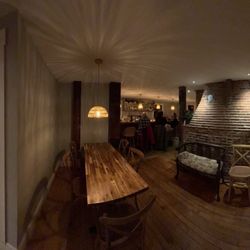 Cafe Louis - Inside view