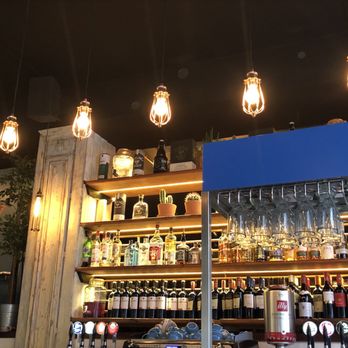 Luigi Malones - Lighting. - Steakhouses Near Me - Dublin, D