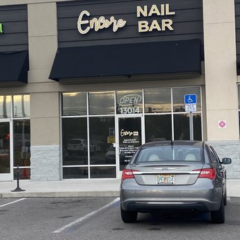 Ivy Nails & Spa - Horrible dip job - Nail Salons Near Me - Riverview, Florida