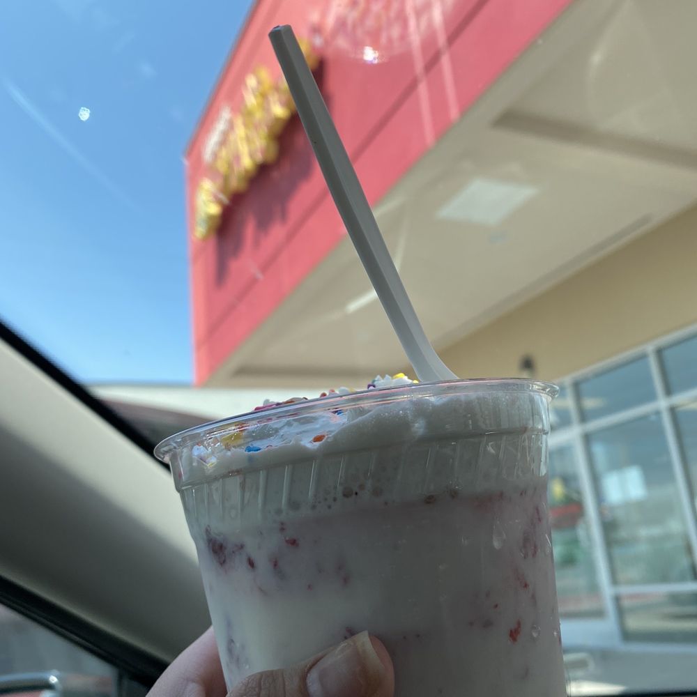 Snack Attack - Fresas con Crema - Spanish Near Me - Horizon City, Texas Snack Attack - Fresas con Crema - Spanish Near Me - Horizon City, Texas