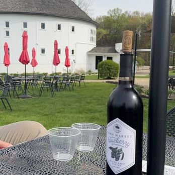 Round Barn Winery & Estate - Wineries Near Me - Baroda, Michigan Round Barn Winery & Estate - Wineries Near Me - Baroda, Michigan