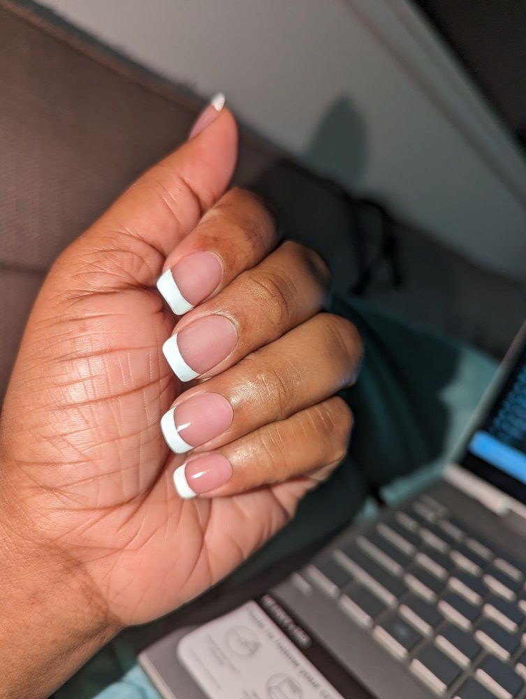 VILLA NAILS Updated September 2024 11 Photos & 19 Reviews 110 S