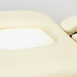 Lissy Schonauer-Schütz - Schwangerenmassage in Berllin - ganz entspannt auf dieser Liege...