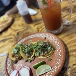 Taco de asada and pastor