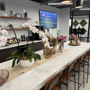 Venture X - Shared Office Spaces Near Me - Palmetto Bay, Florida Venture X - Shared Office Spaces Near Me - Palmetto Bay, Florida