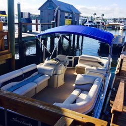 21Ft Pontoon :: 70HP :: 2-9 Passengers!
